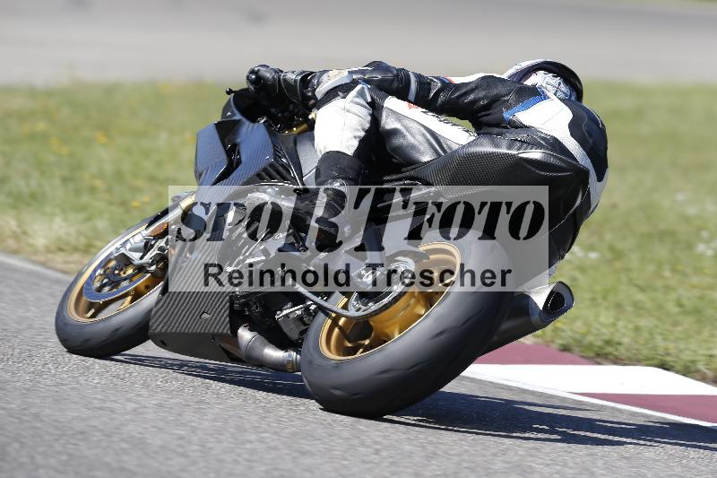 /Archiv-2025/48 25.08.2025 Cornu Master School ADR/rot-rouge/42